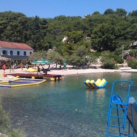 Apartments Vlado - 50M From The Sea Rogač Kültér fotó